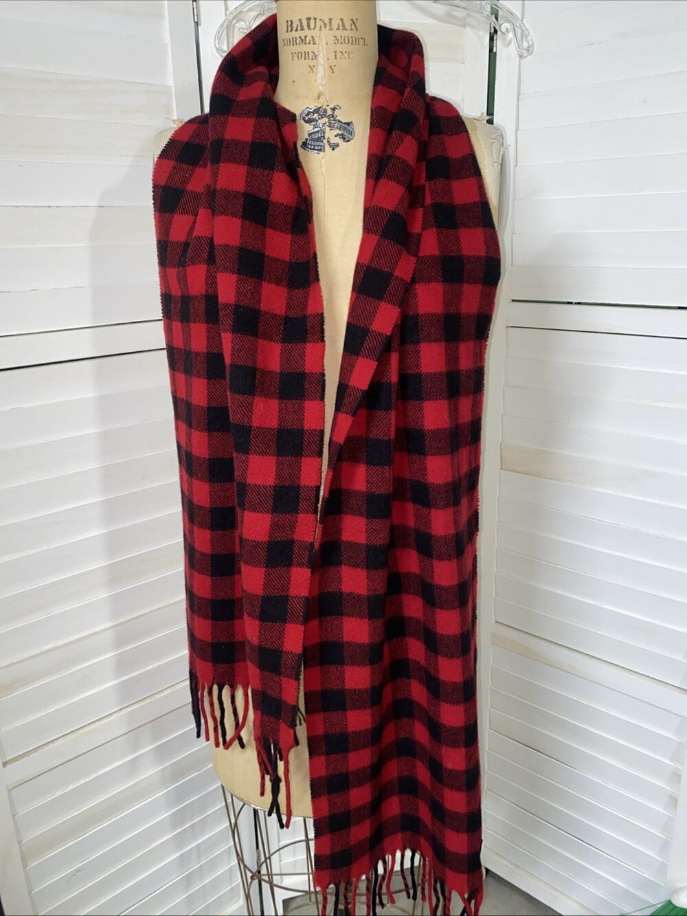 Vintage 90s The Gap Buffalo Plaid Scarf Red Black Lambswool Made in Italy